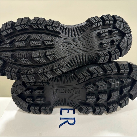 Moncler Misty Rain Boots. Black. Sz. 8. New with Box - Picture 5 of 14